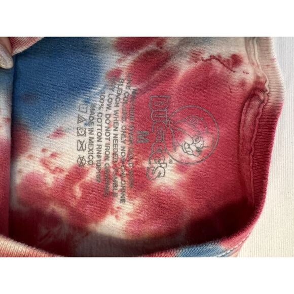 Buc-ees 4th of July Let's get it poppin! Red White & Blue Tie Dye Shirt Sz M - Picture 7 of 7
